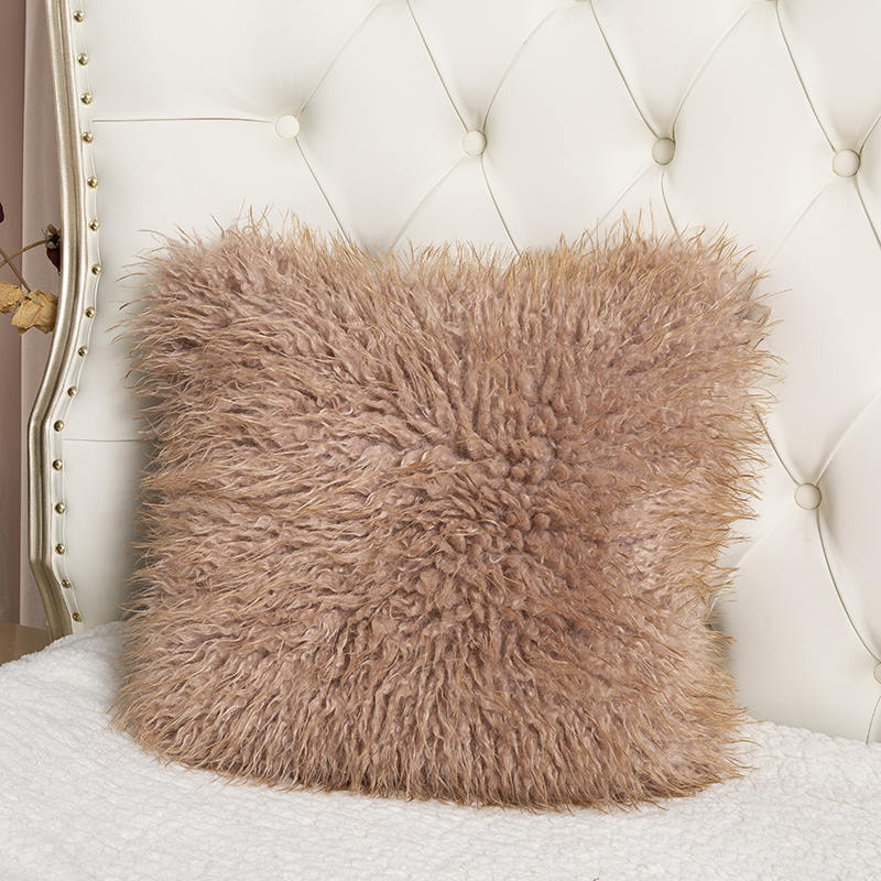 45 * 45cm khaki beach wool faux fur throw pillow